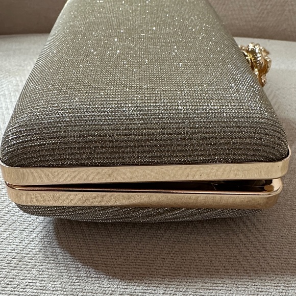 Evening Clutch Gold With Chain - Picture 8 of 9